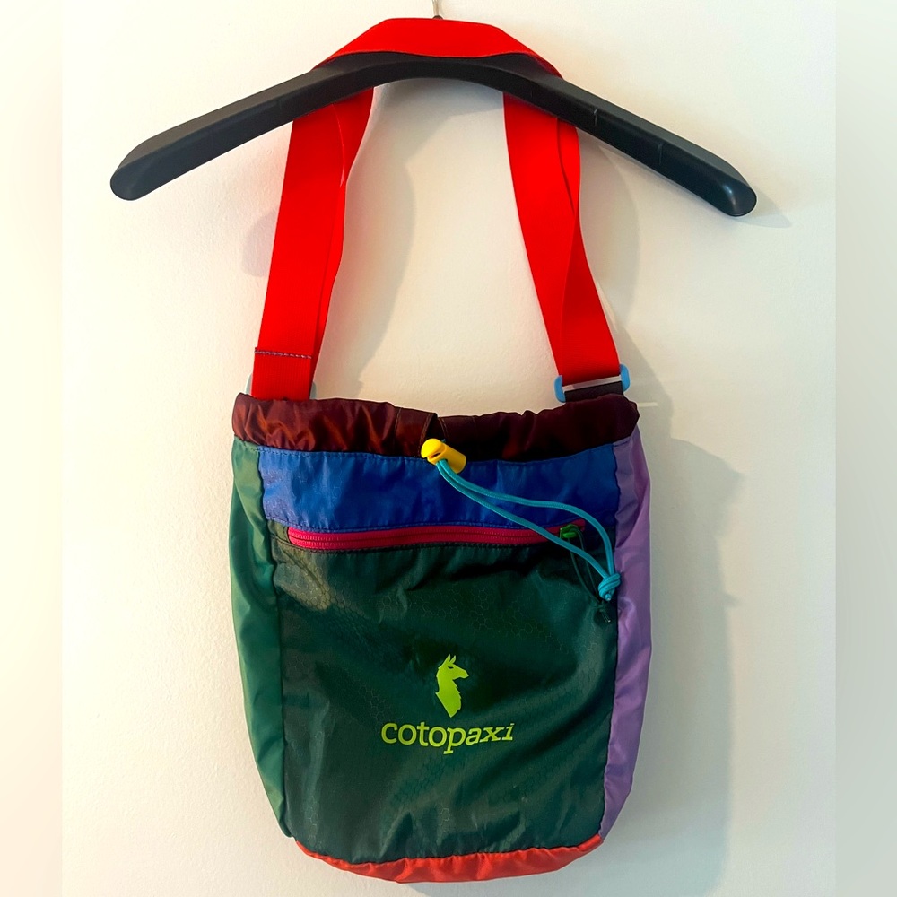 NEW Cotopaxi Camaya sidebag! Perfect for travel, a beach day or in the mountains